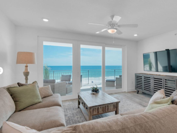 Luxurious Gulf Front Condo on Okaloosa Island - Your Beach Retreat